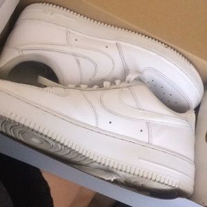 Nike Air Force 1 (White)